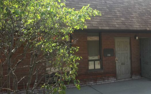 1585 Britannia Rd E, Unit F11