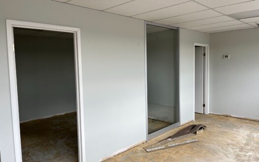 1290 Eglinton Avenue East Suite 4