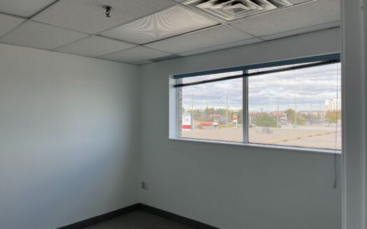 1290 Eglinton Avenue East Suite 7