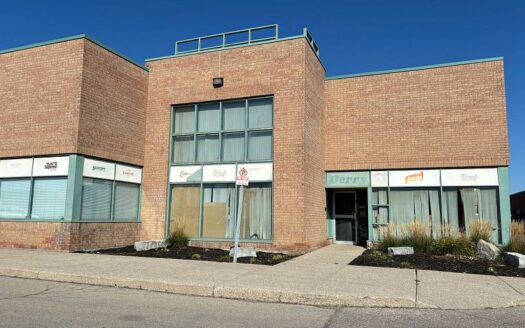 2400 Lucknow Dr # 33 Mississauga