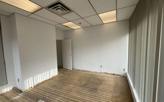 2400 Lucknow Dr # 33 Mississauga