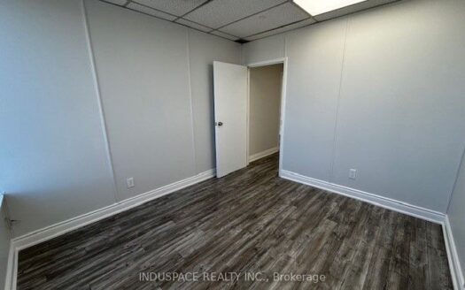 1150 Eglinton Ave E 203, Mississauga