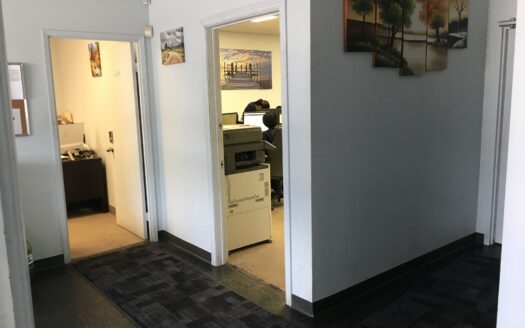 2400 Lucknow Dr # 34-35, Mississauga