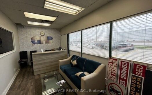 2410 Lucknow Dr # 27, Mississauga