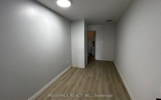 3232 Wharton Way, Mississauga